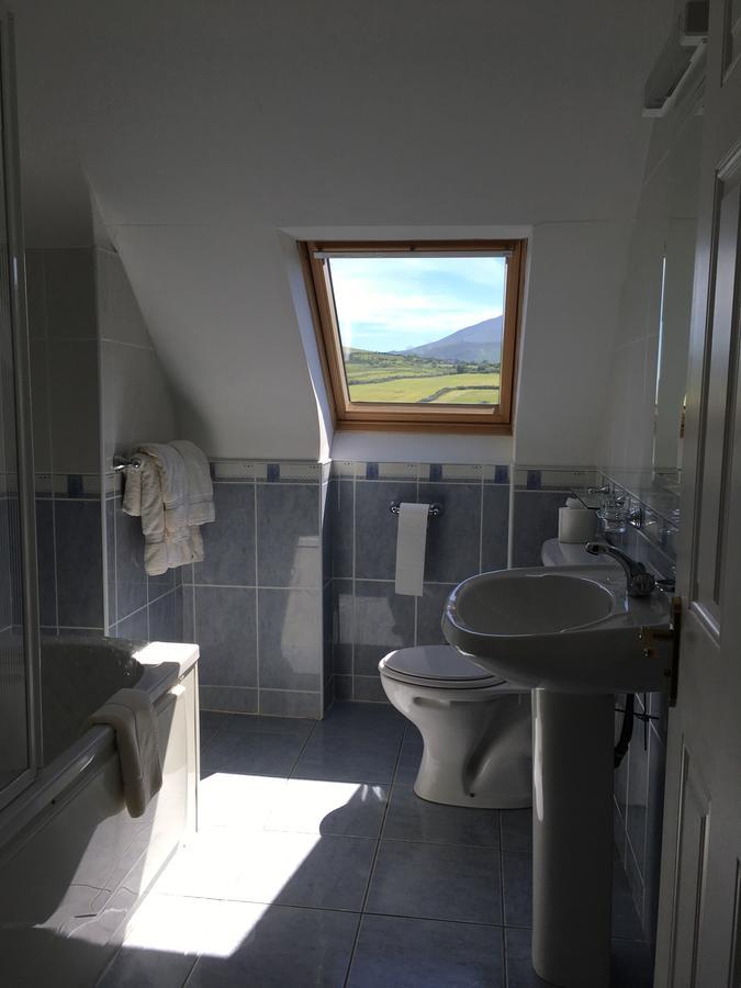 O'Connors Guesthouse Faha  Eksteriør bilde