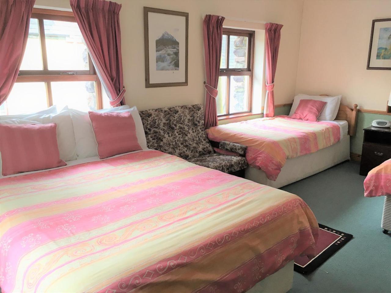 O'Connors Guesthouse Faha  Eksteriør bilde